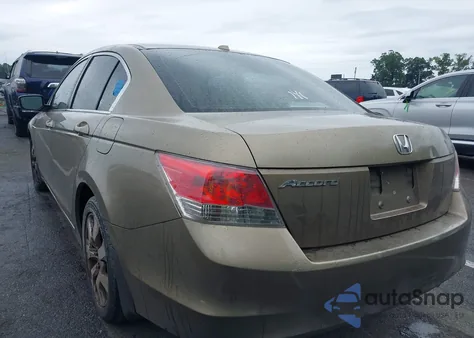 2008 Honda Accord 2.4 Ex-L z USA, uszkodzony, nr VIN 1HGCP268X8A009572